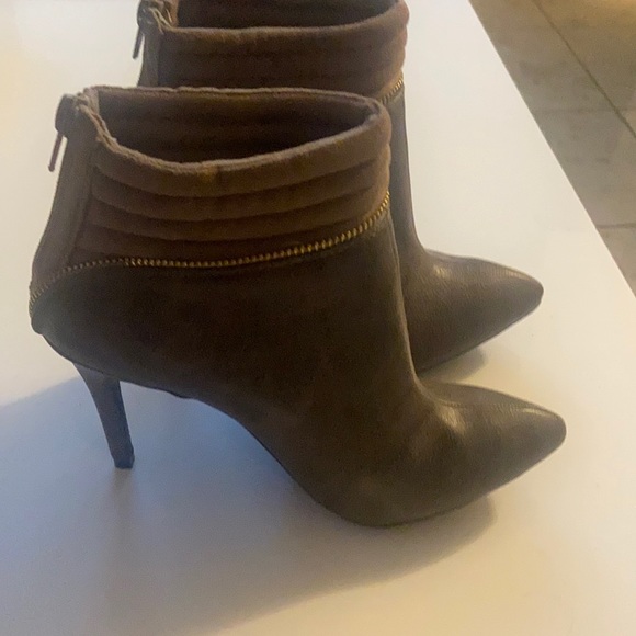 New Bootie - Picture 1 of 3